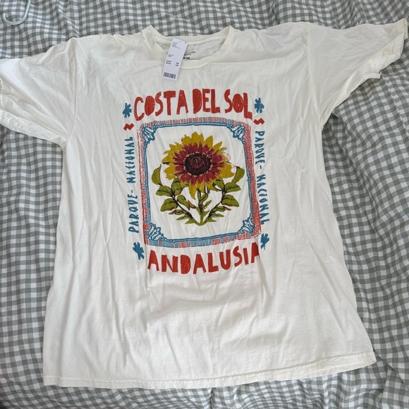 urban outfitters oversized tee - Picture 2 of 4